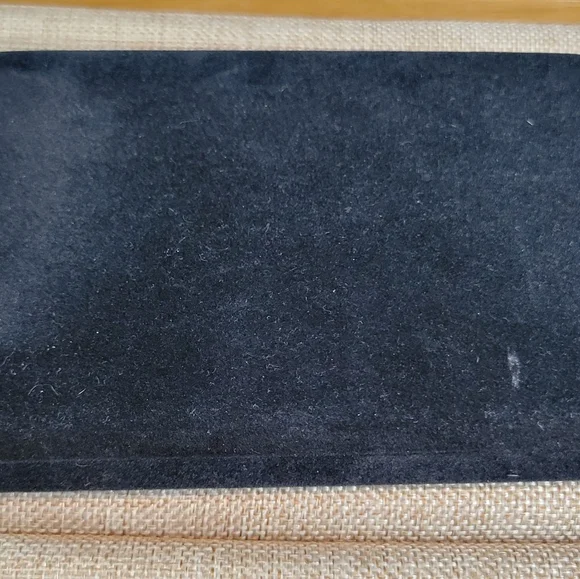 Vintage to Now Earrings Lot in Black Velvet Box 19 Pairs Costume Jewelry Bundle - Picture 9 of 15